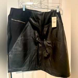 Faux leather skirt lane bryant sz 24